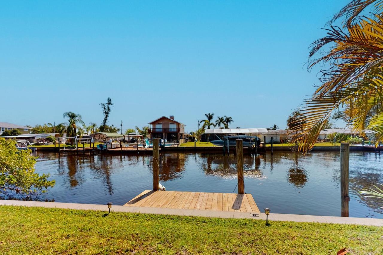 Bahama Breeze Villa ฟอร์ตไมเยอร์ ภายนอก รูปภาพ